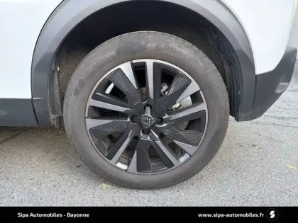 Photo 10 Peugeot 2008  PureTech 130 S&S EAT8