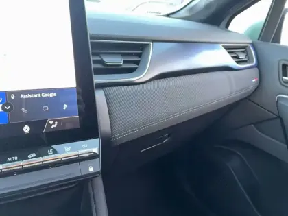 Photo 28 Renault Captur  E-Tech full hybrid 145 ch