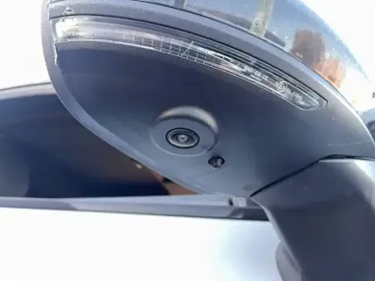 Photo 11 Renault Captur  E-Tech full hybrid 145 ch