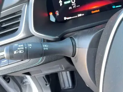 Photo 23 Renault Captur  E-Tech full hybrid 145 ch