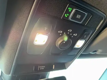 Photo 29 Renault Captur  E-Tech full hybrid 145 ch