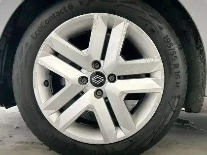 Photo 8 Renault Clio  SCe 65