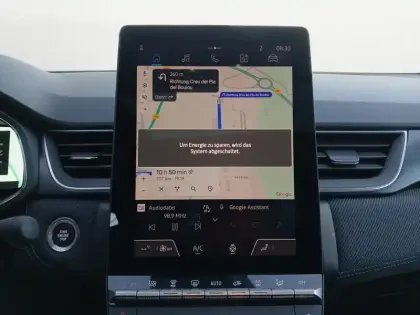 Photo 12 Renault Captur  E-Tech full hybrid 145 ch