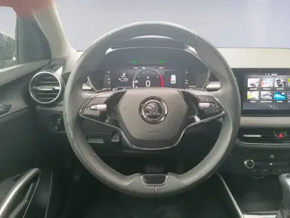 Photo 11 Skoda Fabia  1.0 TSI 110 ch DSG7