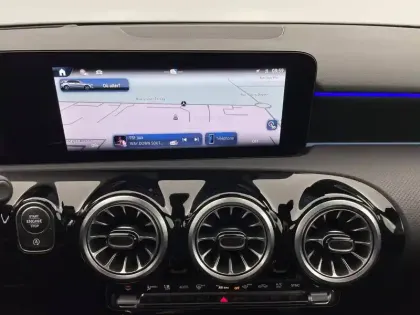 Photo 20 Mercedes Classe A  200 d 8G-DCT