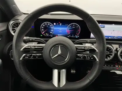 Photo 22 Mercedes Classe A  200 d 8G-DCT