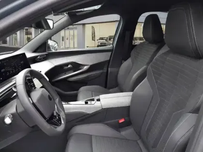 Photo 8 Peugeot 5008  Electrique 73 kWh 210 ch