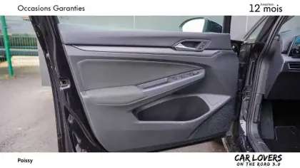 Photo 14 Volkswagen Golf  1.5 eTSI OPF 150 DSG7