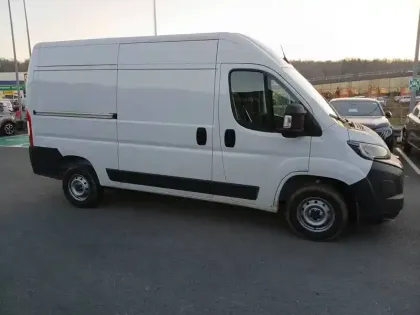 Photo 32 Peugeot Boxer  FGN TOLE 3.3 T L2H2 140 S&S BVM6