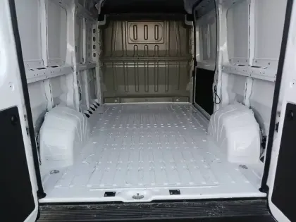 Photo 39 Peugeot Boxer  FGN TOLE 3.3 T L2H2 140 S&S BVM6