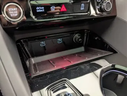 Photo 25 Audi Q5  e-hybrid 299 ch S tronic 7 Quattro