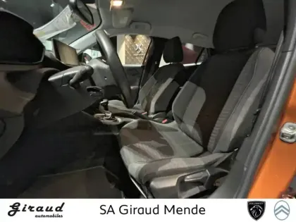 Photo 40 Peugeot 2008  PureTech 100 S&S BVM6