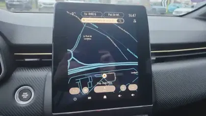 Photo 16 Renault Clio  E-Tech full hybrid 145