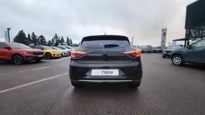 Photo 1 Renault Clio  E-Tech full hybrid 145