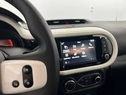 Photo 20 Renault Twingo  III SCe 65