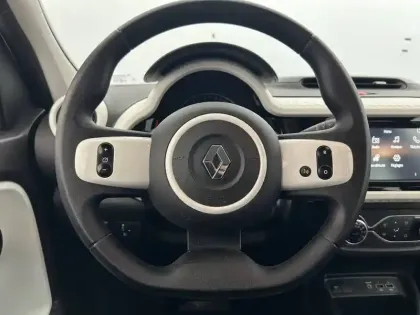 Photo 24 Renault Twingo  III SCe 65