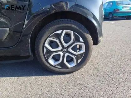Photo 10 Renault Twingo  III E-Tech