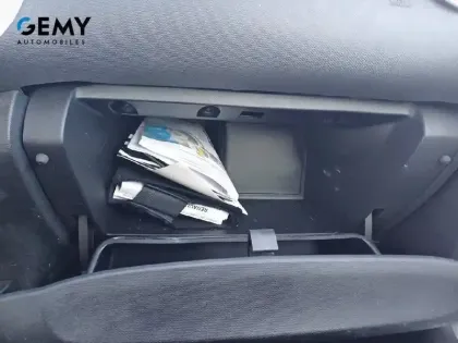 Photo 16 Renault Twingo  III E-Tech