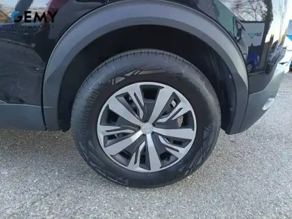 Photo 10 Peugeot 2008  BlueHDi 130 S&S EAT8