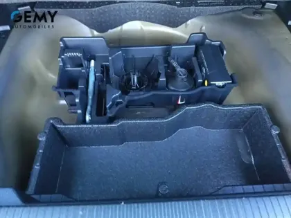 Photo 11 Peugeot 2008  BlueHDi 130 S&S EAT8