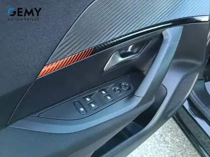 Photo 12 Peugeot 2008  BlueHDi 130 S&S EAT8