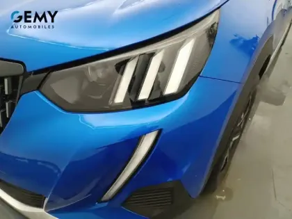 Photo 15 Peugeot 2008  BlueHDi 130 S&S EAT8