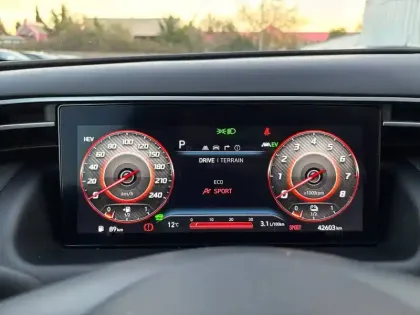 Photo 42 Hyundai Tucson  1.6 T-GDI 265 HTRAC Plug-in BVA6