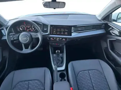 Photo 10 Audi A1  Sportback 30 TFSI 116 ch S tronic 7