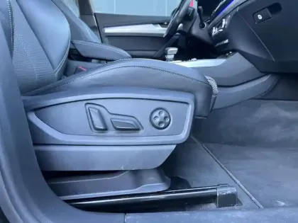 Photo 37 Audi Q5  Sportback 55 TFSIe 367 S tronic 7 Quattro