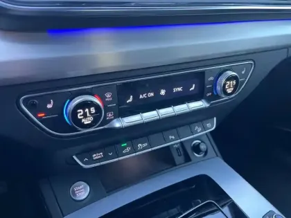 Photo 26 Audi Q5  Sportback 55 TFSIe 367 S tronic 7 Quattro