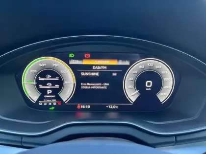 Photo 16 Audi Q5  Sportback 55 TFSIe 367 S tronic 7 Quattro