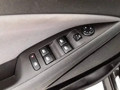 Photo 23 Opel Crossland X  1.2 Turbo 110 ch BVA6