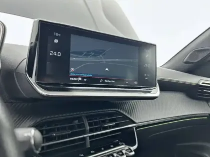 Photo 45 Peugeot 2008  BlueHDi 130 S&S EAT8