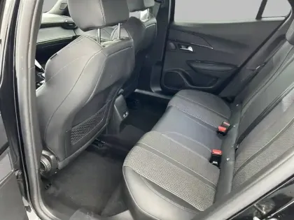 Photo 35 Peugeot 2008  BlueHDi 130 S&S EAT8