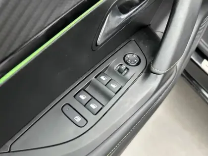 Photo 41 Peugeot 2008  BlueHDi 130 S&S EAT8