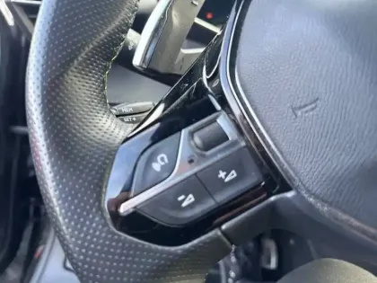 Photo 19 Peugeot 2008  BlueHDi 130 S&S EAT8