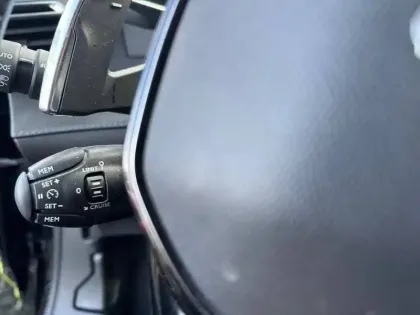 Photo 23 Peugeot 2008  BlueHDi 130 S&S EAT8