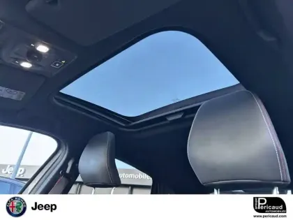 Photo 18 Renault Arkana  E-Tech 145 - 21B