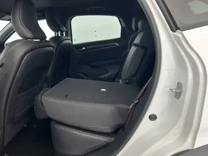 Photo 35 Renault Arkana  E-Tech hybride 145