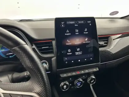 Photo 20 Renault Arkana  E-Tech hybride 145