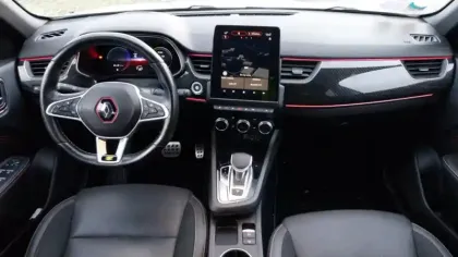 Photo 8 Renault Arkana  E-Tech hybride 145