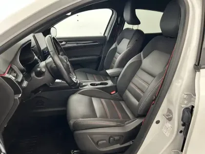 Photo 17 Renault Arkana  E-Tech hybride 145