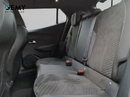 Photo 9 Peugeot 2008  Electrique 54 kWh 156 ch