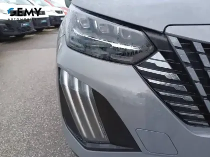 Photo 16 Peugeot 2008  Electrique 54 kWh 156 ch