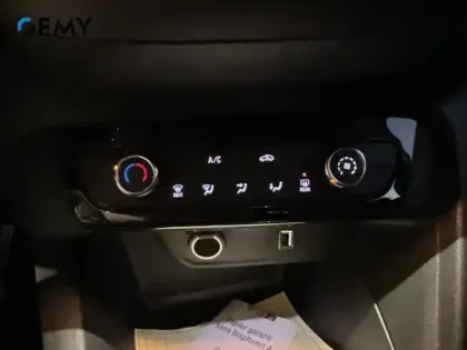 Photo 37 Opel Corsa  1.2 75 ch BVM5