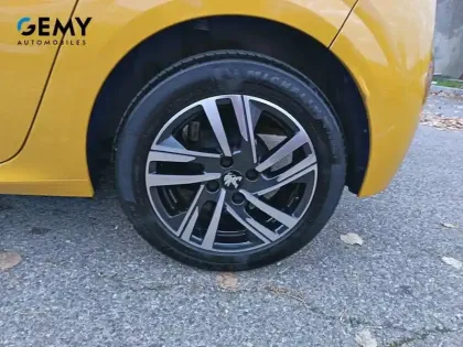 Photo 10 Peugeot 208  PureTech 100 S&S BVM6