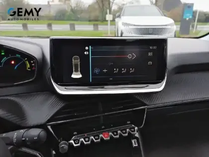 Photo 30 Peugeot 208  Hybrid 110 e-DCS6