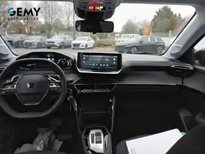 Photo 27 Peugeot 208  Hybrid 110 e-DCS6