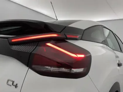 Photo 53 Citroën C4  SOCIETE BLUEHDI 110 S&S BVM6