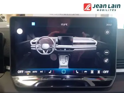 Photo 13 Volkswagen T-roc  1.5 eTSI EVO2 Hybrid 150 ch DSG7